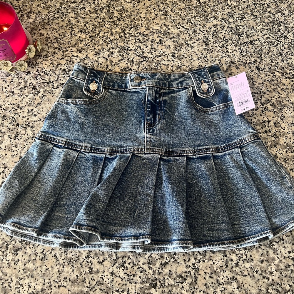 Brand New Wild Fable Skirt Size 0